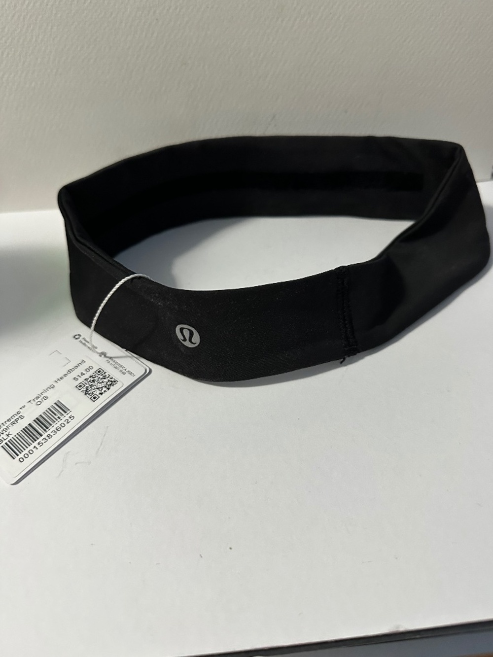 Lululemon Luxtreme Training Headband Black NWT One Size
